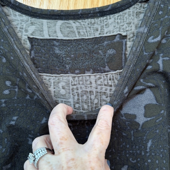 Rundholz Tunic! Medium but Roomy but tailored too! Patterned, Comfy, - Picture 2 of 5